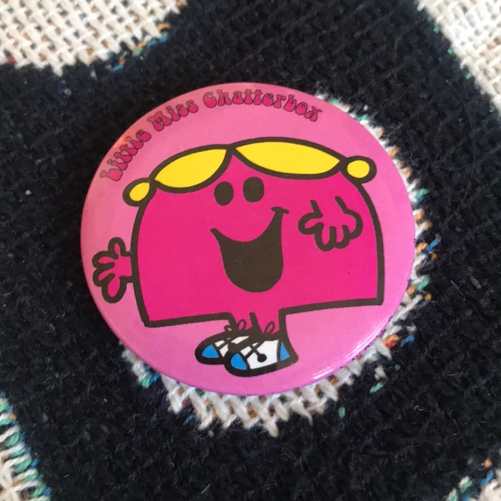 Little Miss Buttons - Picture 4 of 7